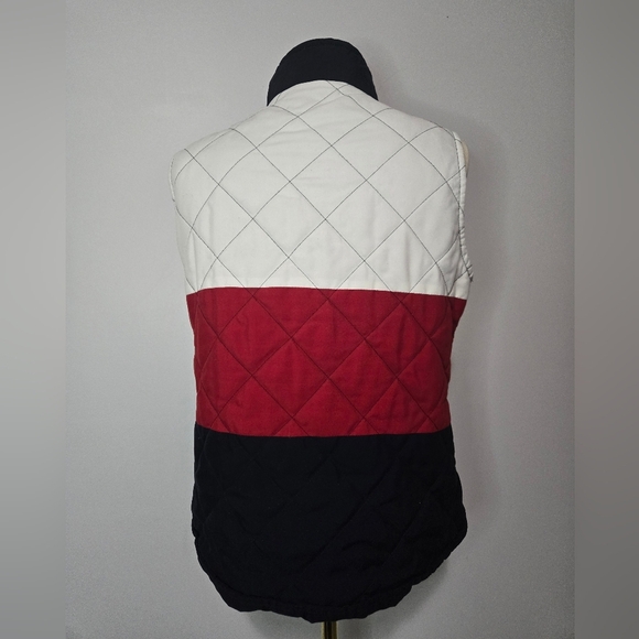 LISA CAMPIONE YACHTING navy/red/white quilted vest. Size 36/ large - Picture 4 of 11